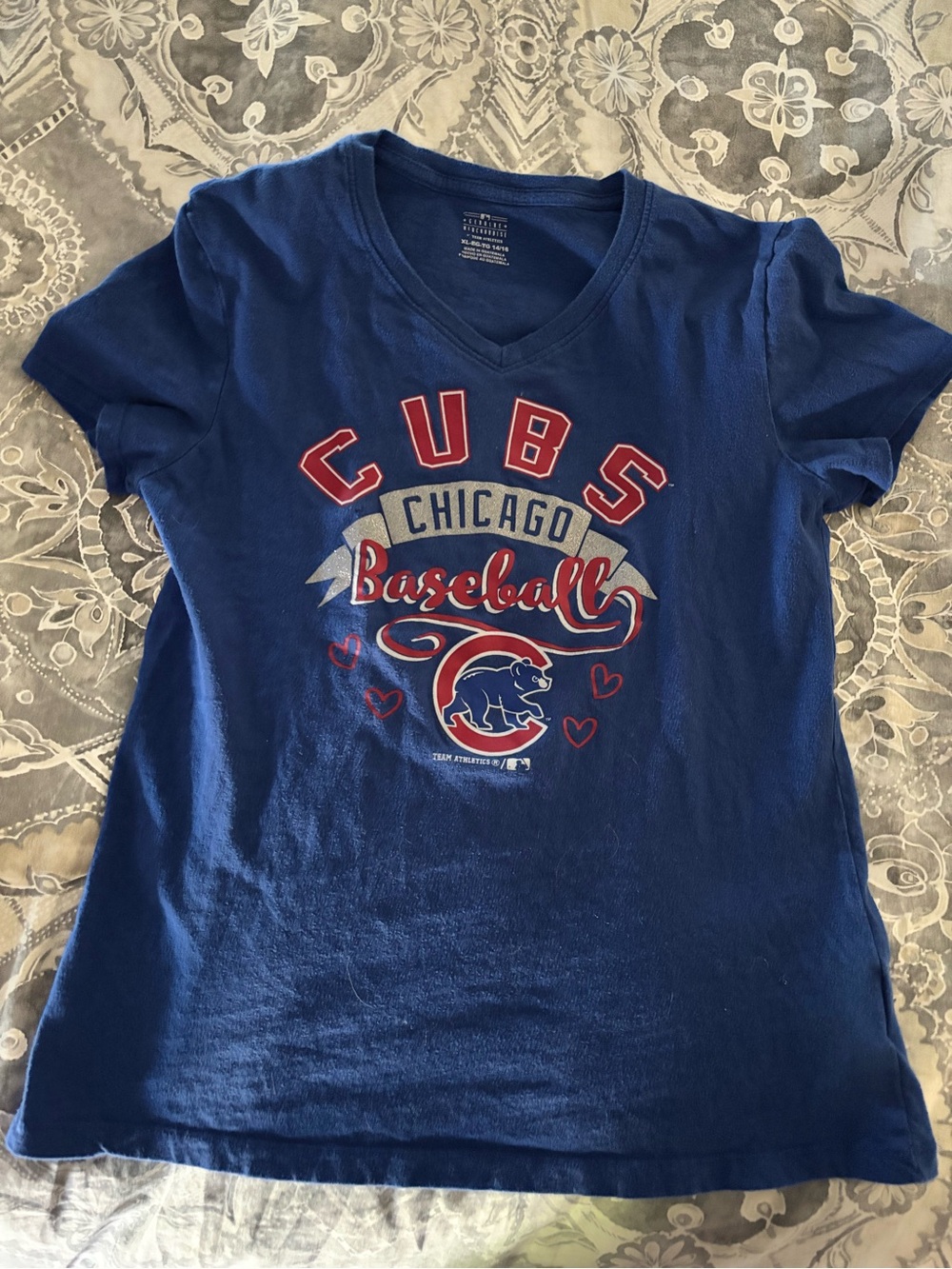 Chicago Cubs Girls' Blue Baseball Graphic Tee